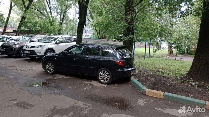 Mazda 3 1.6 МТ, 2006, 230 000 км