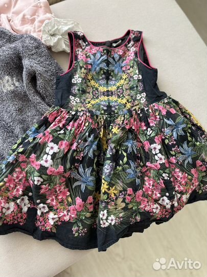 Вещи на девочек пакетом,на 4-5-6 лет примерно