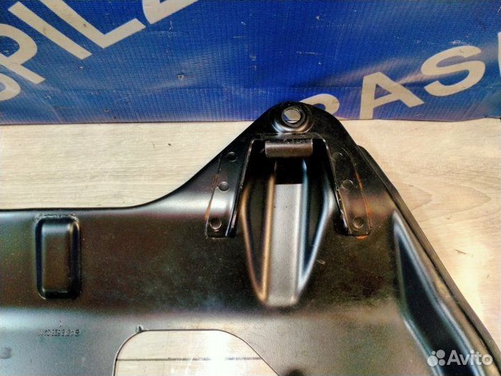 Крепление рулевой рейки Mercedes-Benz 212.036 E