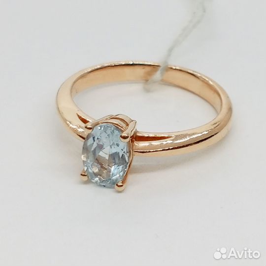 Кольцо с синтетическим камнем Золото