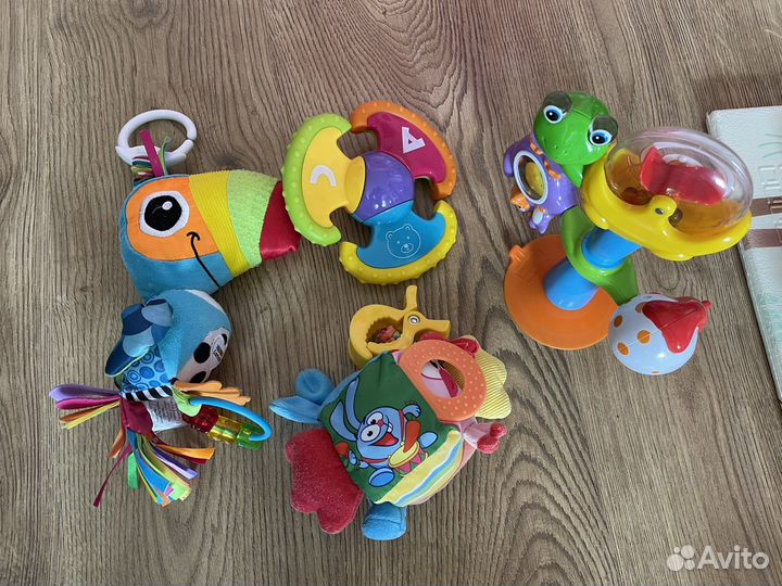 Развивающие игрушки для малышей