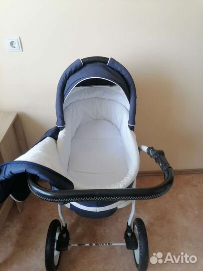 Прогулочная коляска 2в1