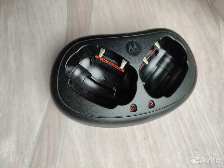 Зарядный стакан tlkr Motorola ixtn 4023А