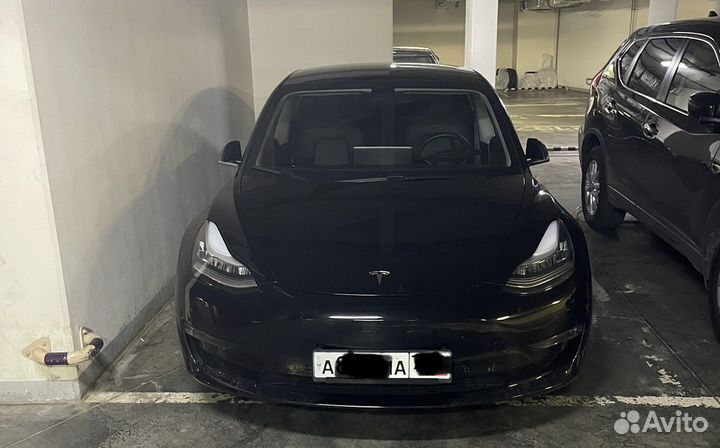 Крепление номера tesla Y