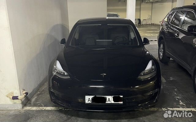 Крепление номера tesla Y