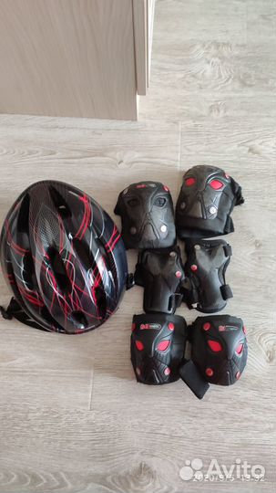 Продам роликовые коньки bladerunner