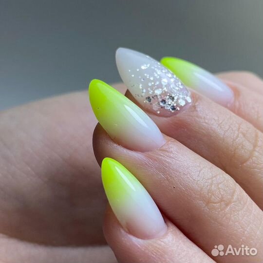 Наращивание ногтей