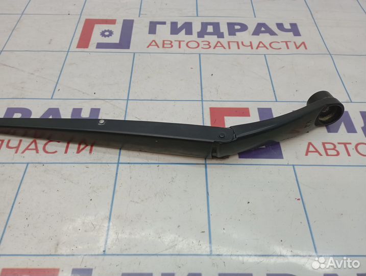 Поводок стеклоочистителя передний правый Hyundai Solaris 98320-1R000