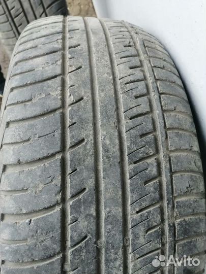 Effiplus Afrodite 215/60 R16 95V