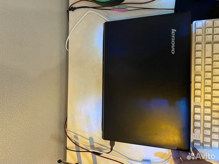 Ноутбук lenovo