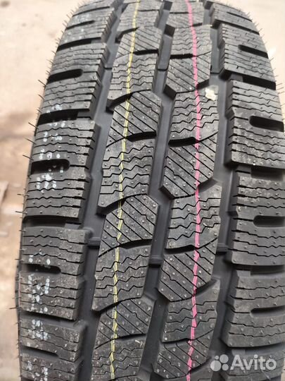 DoubleStar DW06 215/70 R15C 109R