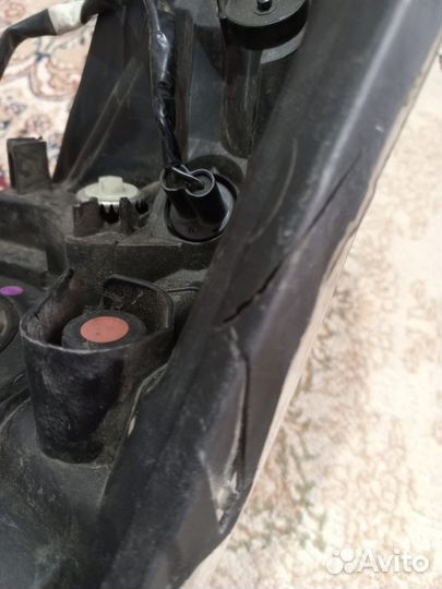 Фара на subaru forester 2016-2019