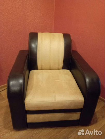 Угловой диван с креслом