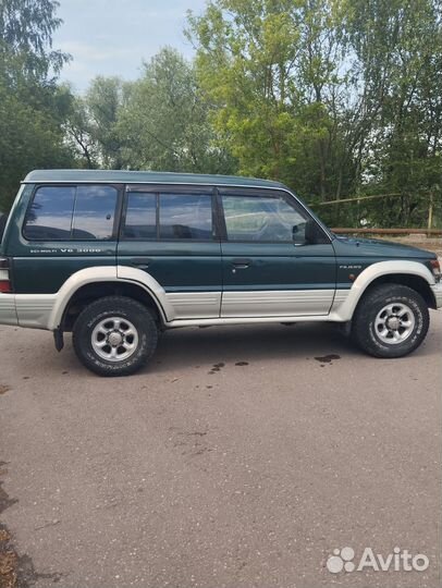 Mitsubishi Pajero 3.0 МТ, 1996, 332 141 км