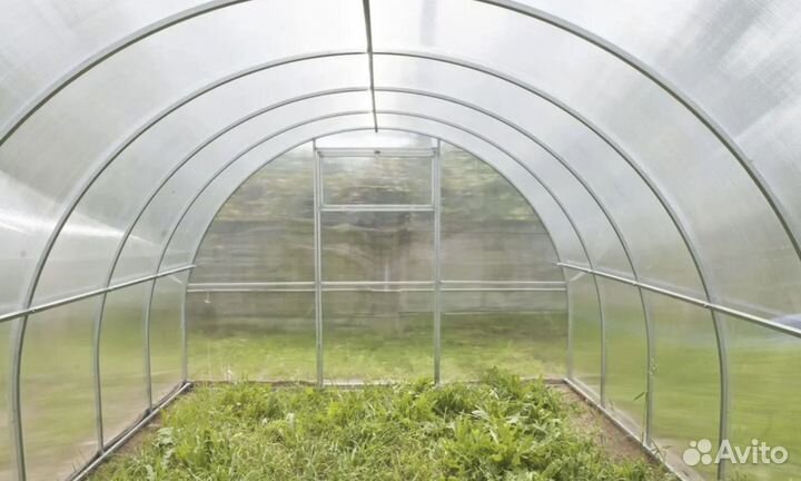 Теплица с поликарбонатом