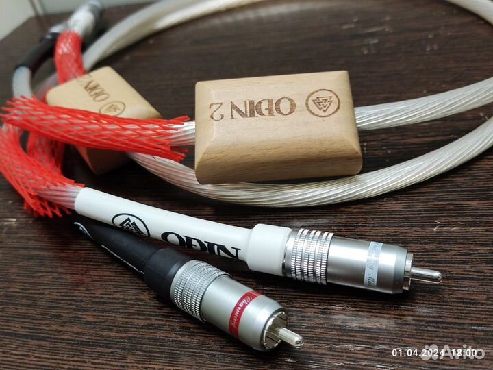Межблочный кабель 2RCA Nordost odin 2