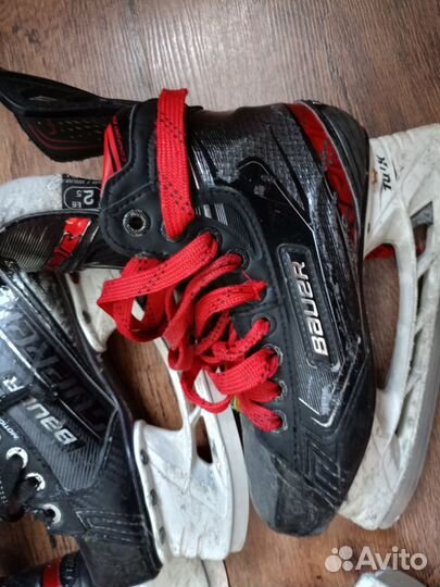 Хоккейные коньки bauer