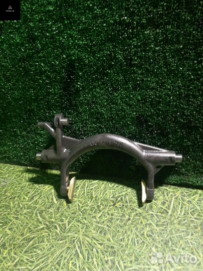 Вилка переключения передач Volvo FH 2004 1521932