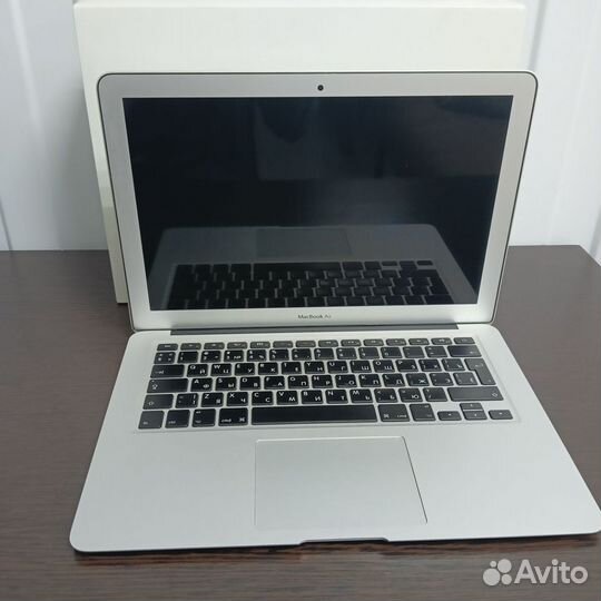 MacBook Air 13 (2013) Core i5, RAM 4гб, 128гб