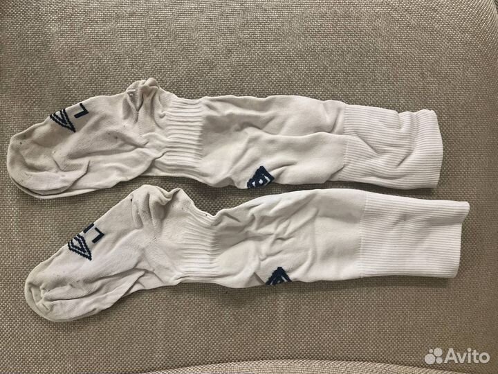 Футбольные гетры Umbro