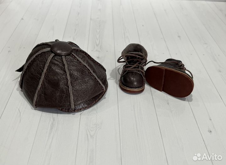 Кепка и ботинки для куклы paola reina