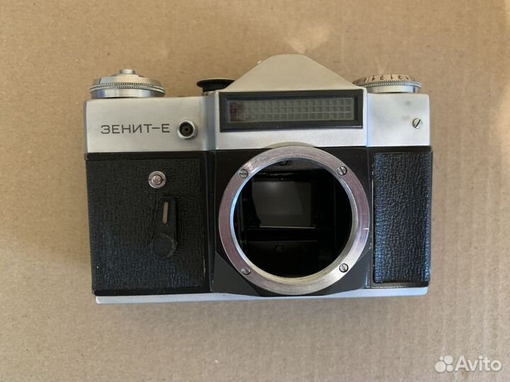 Фотоаппарат Зенит-Е + Helios-44-2 2/58