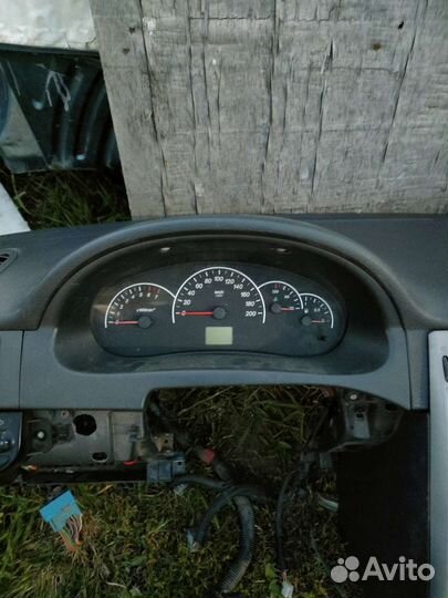 Торпеда (панель приборов) Лада Приора 1 комплект