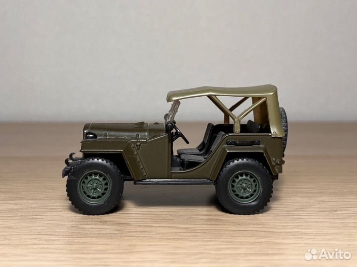 Модель Газ 67 Б военный внедорожник 1:43