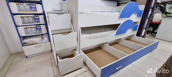 Детская кровать/двухэтажная