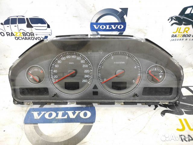 Приборная панель Volvo S60 S80 V70 XC70 2001-2009