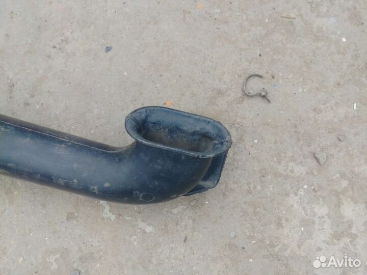 Патрубок горфа воздушного фильтра Opel Astra H