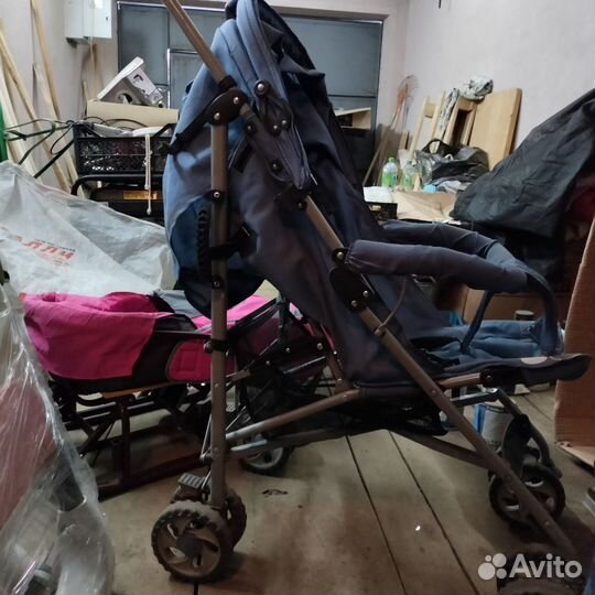 Прогулочная коляска