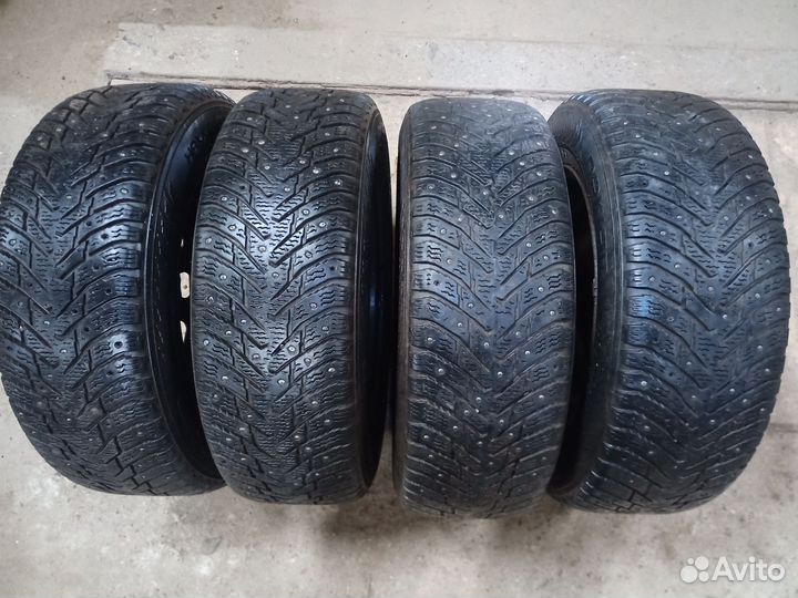 Nokian Tyres Hakkapeliitta 8 65/65 R15