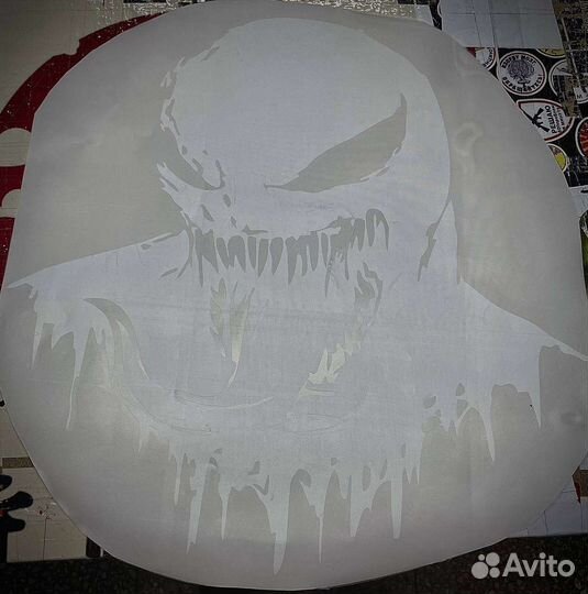 Наклейки на авто