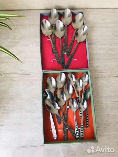 Набор столовых приборов новый