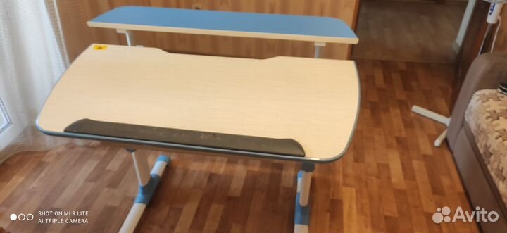 Растущая парта и стул дэми