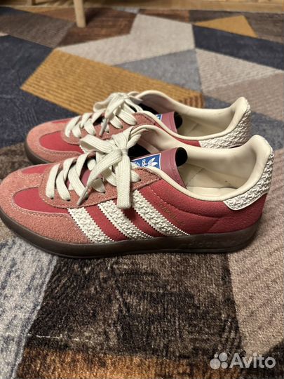 Кроссовки женские adidas