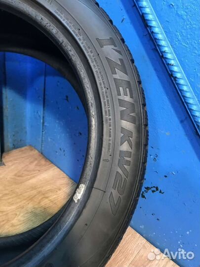 Kumho I'Zen KW27 235/45 R17