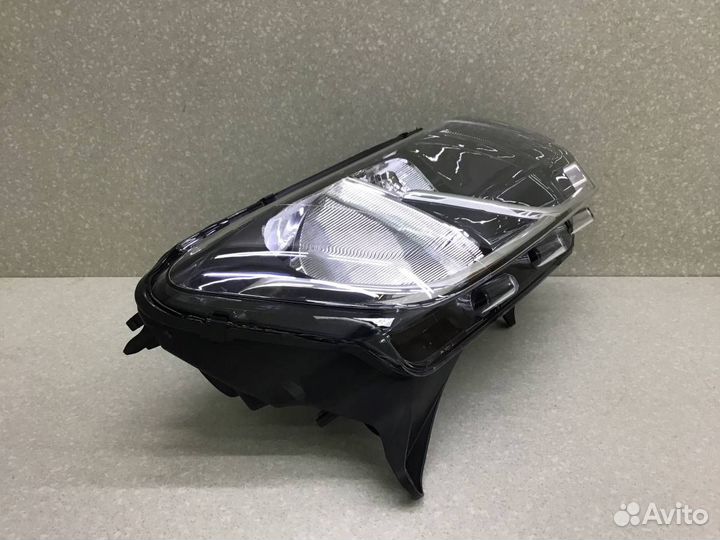 Фара правая LADA Largus (R90) 2012-2022 8450095268