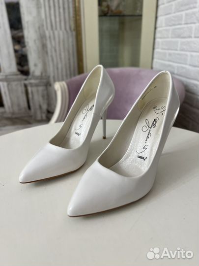 Свадебные лодочки белые 39 размер