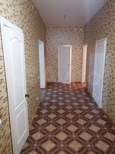 3-к. квартира, 95 м², 2/5 эт.
