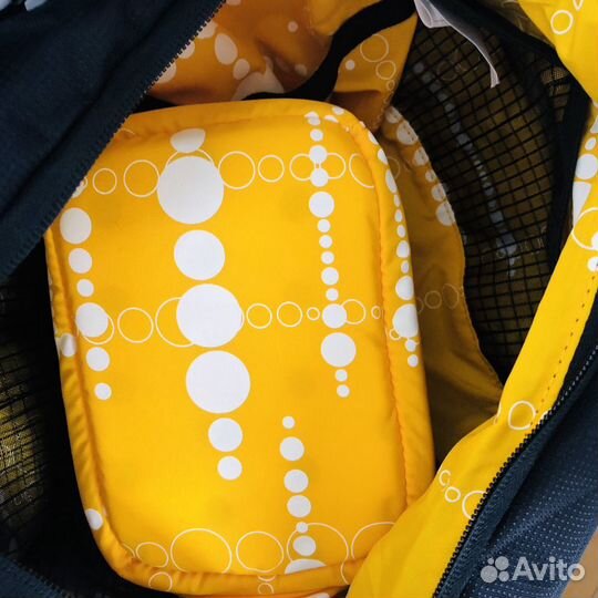 Сумка женская чёрная с брелком и вкладышем для фот