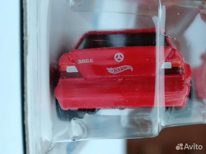 Hot Wheels Mercedes-Benz 500 E