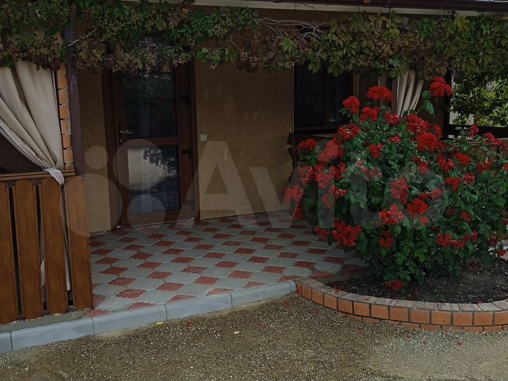 Комната 45 м² в 2-к., 1/1 эт.