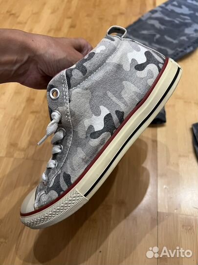 Кеды converse и джинсы милитари