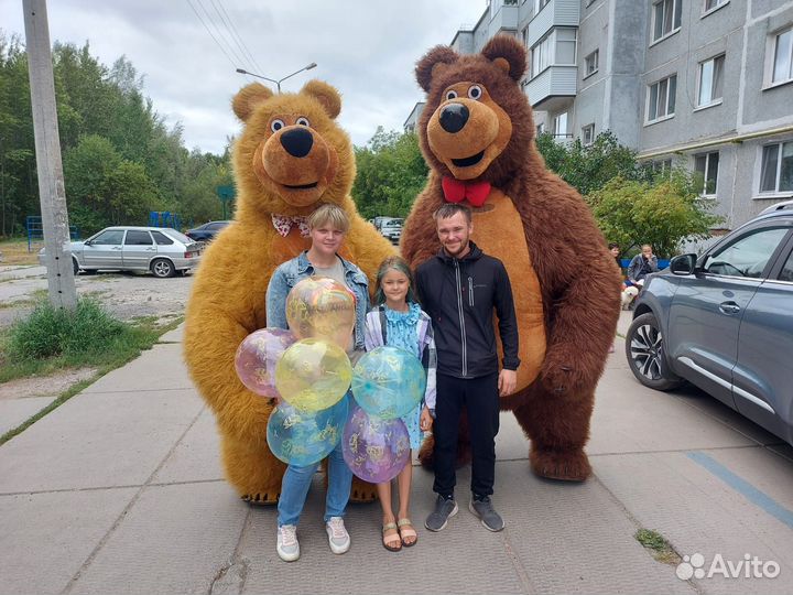 Поздравление от двух медведей