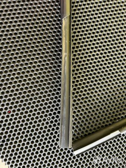 Резинка стекла задняя правая LADA largus - 2325