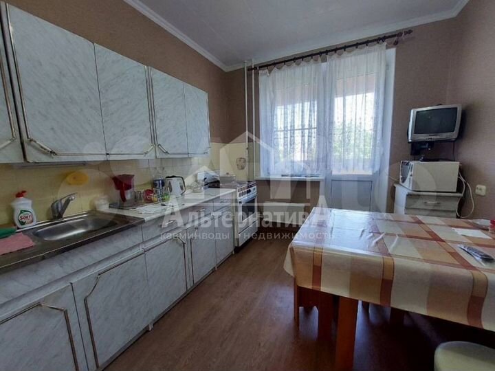 3-к. квартира, 67,7 м², 3/5 эт.