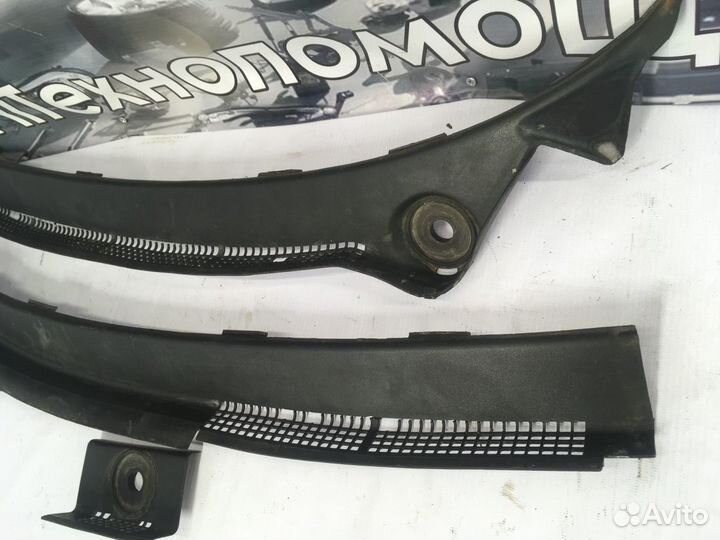 Жабо Volkswagen Passat B3