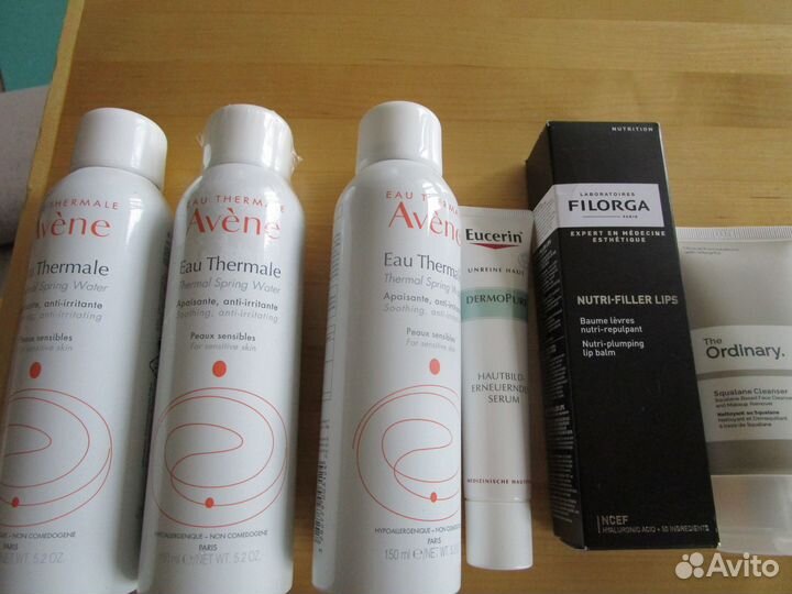 Пакет ухаживающей косметики